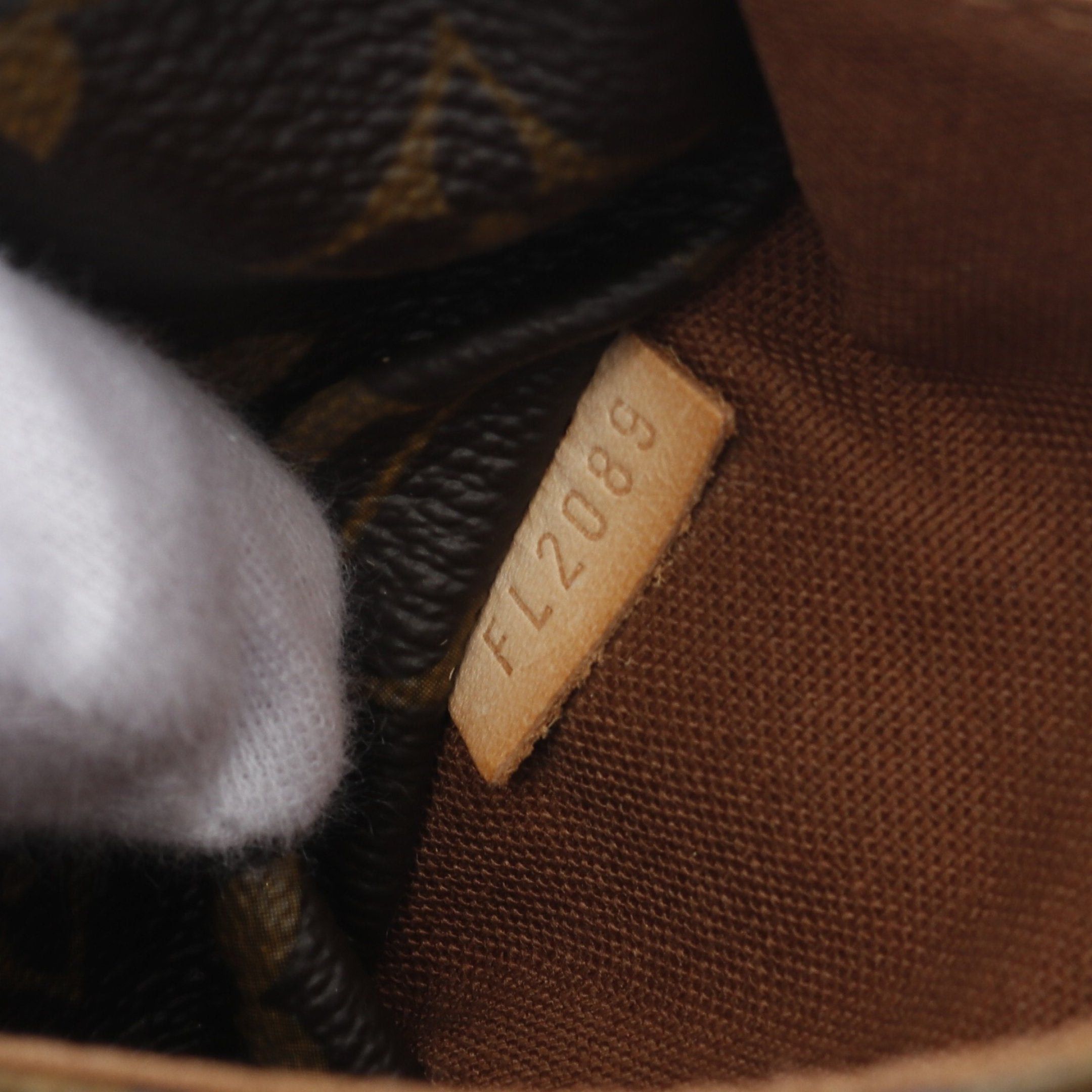 Louis Vuitton Louis Vuitton Totally Pm Monogram Shoulder Bag Tote Leather Brown Size ONE SIZE - 5 Thumbnail