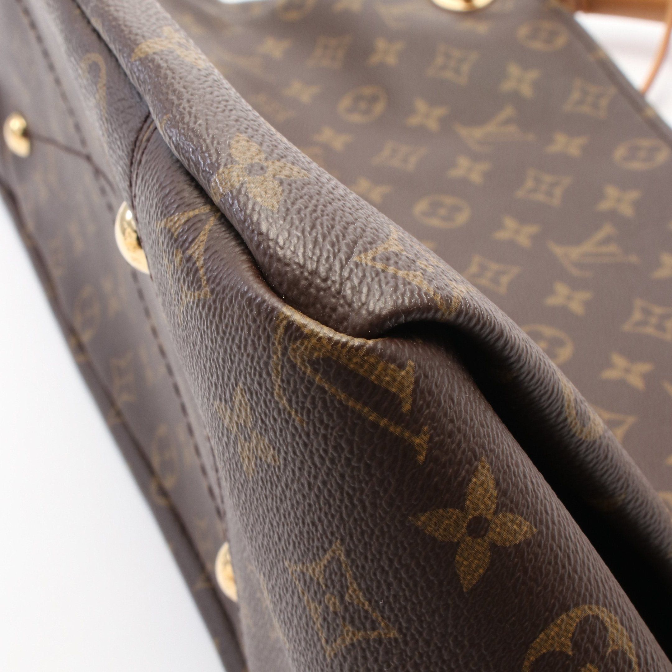 Louis Vuitton Louis Vuitton Artsy Mm Monogram Shoulder Bag Leather Brown Size ONE SIZE - 7 Thumbnail