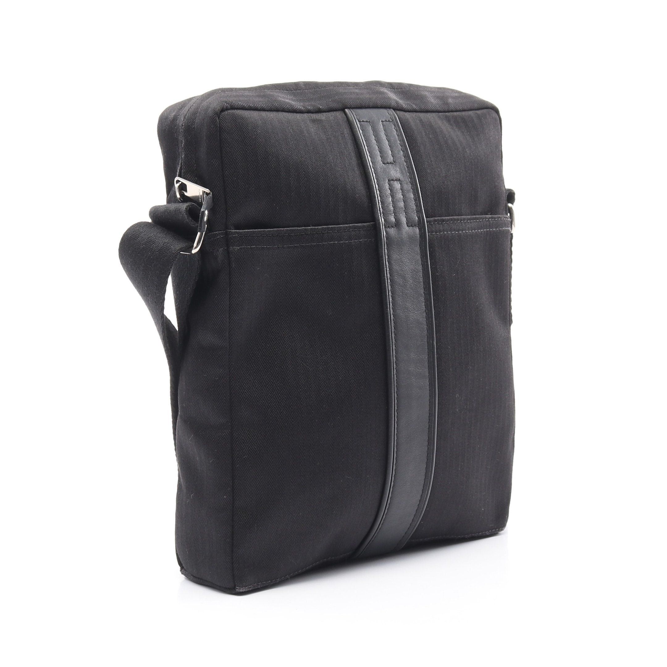Hermes Hermes Acapulco Pochette Mm Shoulder Bag Toile Chevron Leather Black Silver Hardware Size ONE SIZE - 2 Thumbnail