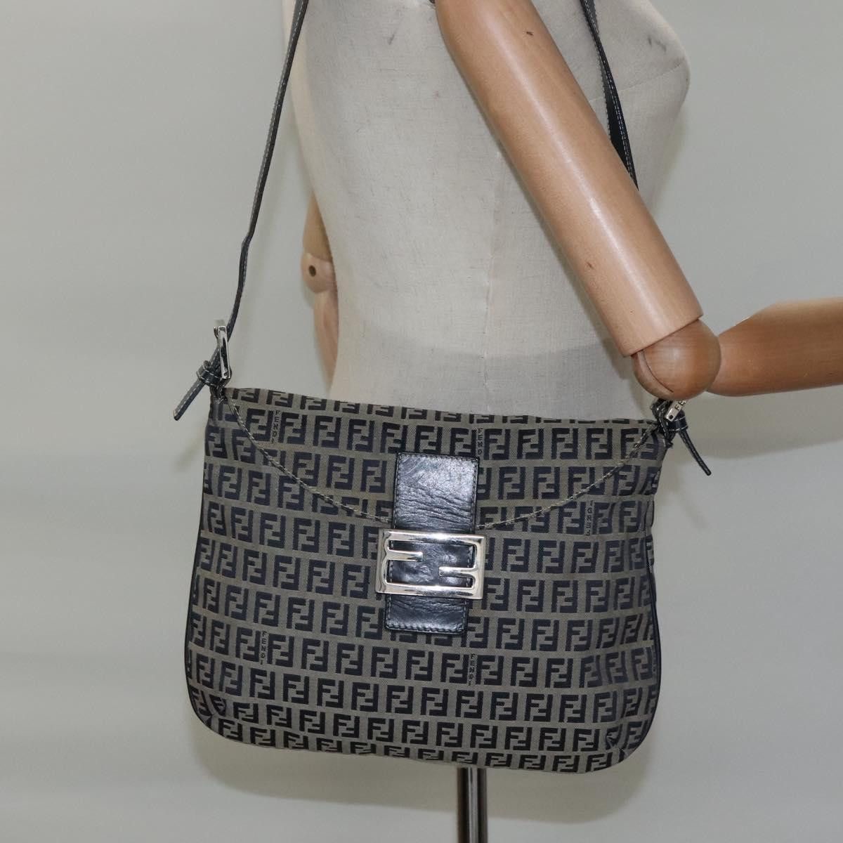 Fendi Mamma Baguette Navy Canvas Shoulder Bag (Pre-Owned) Size ONE SIZE - 17 Thumbnail