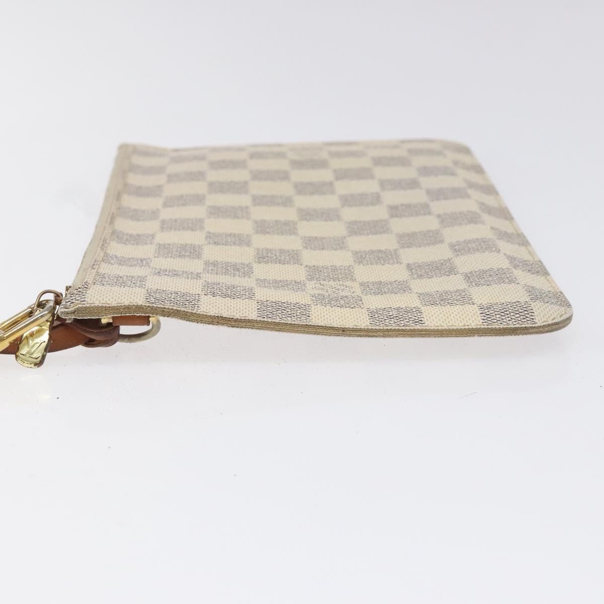 Pochette Accessoire Beige Canvas Clutch Bag (Pre-Owned)