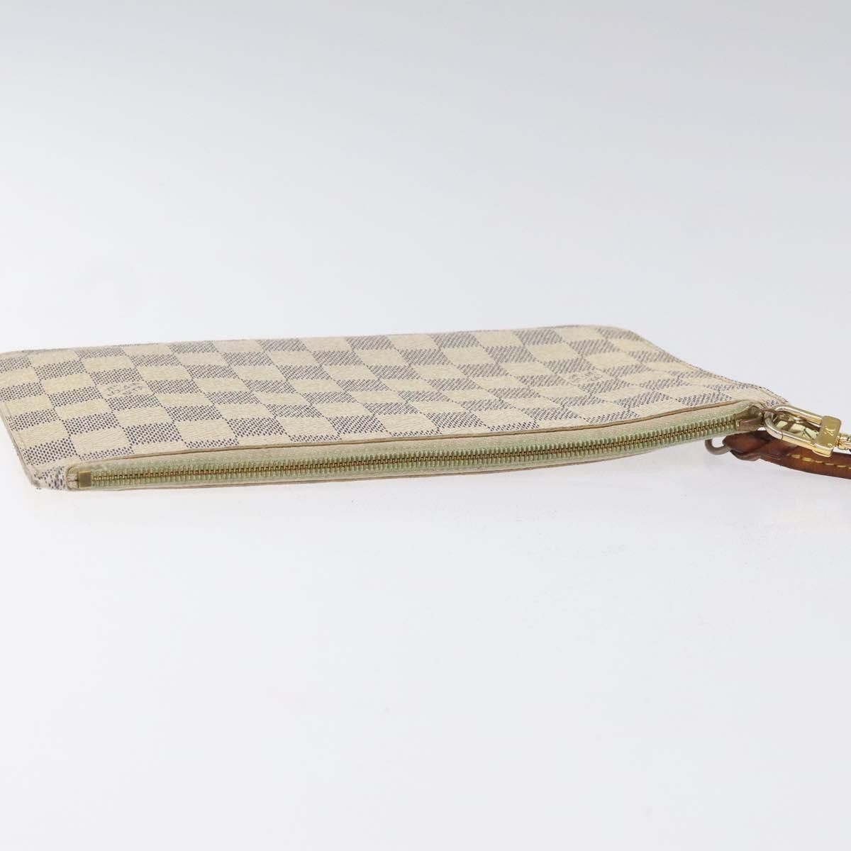 Pochette Accessoire Beige Canvas Clutch Bag (Pre-Owned)
