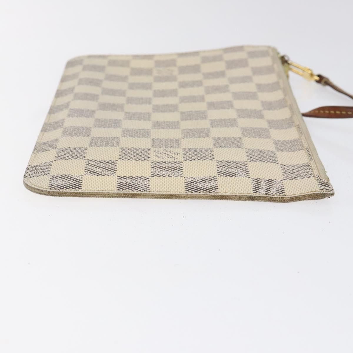Pochette Accessoire Beige Canvas Clutch Bag (Pre-Owned)