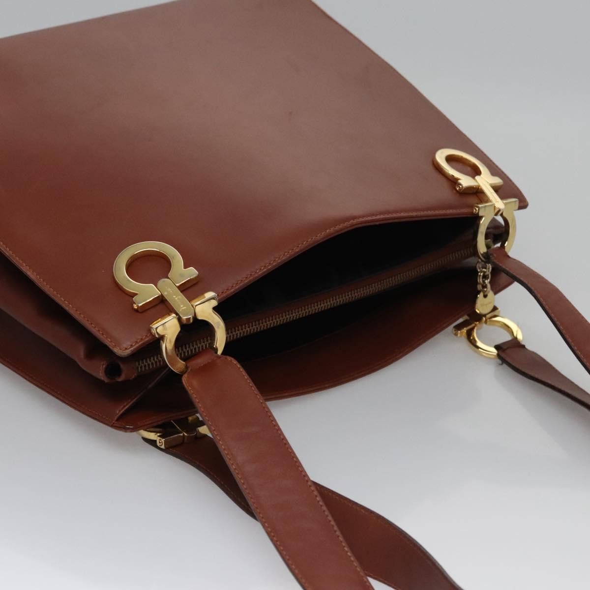 Salvatore Ferragamo Gancini Brown Leather Shoulder Bag (Pre-Owned) Size ONE SIZE - 6 Thumbnail