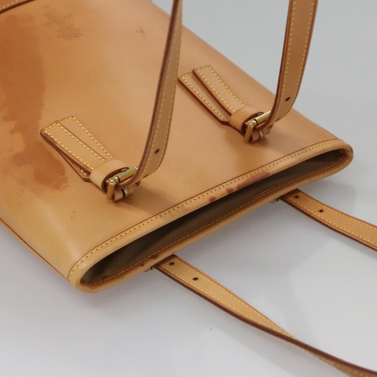 Louis Vuitton Bucket Beige Leather Tote Bag (Pre-Owned) Size ONE SIZE - 5 Thumbnail