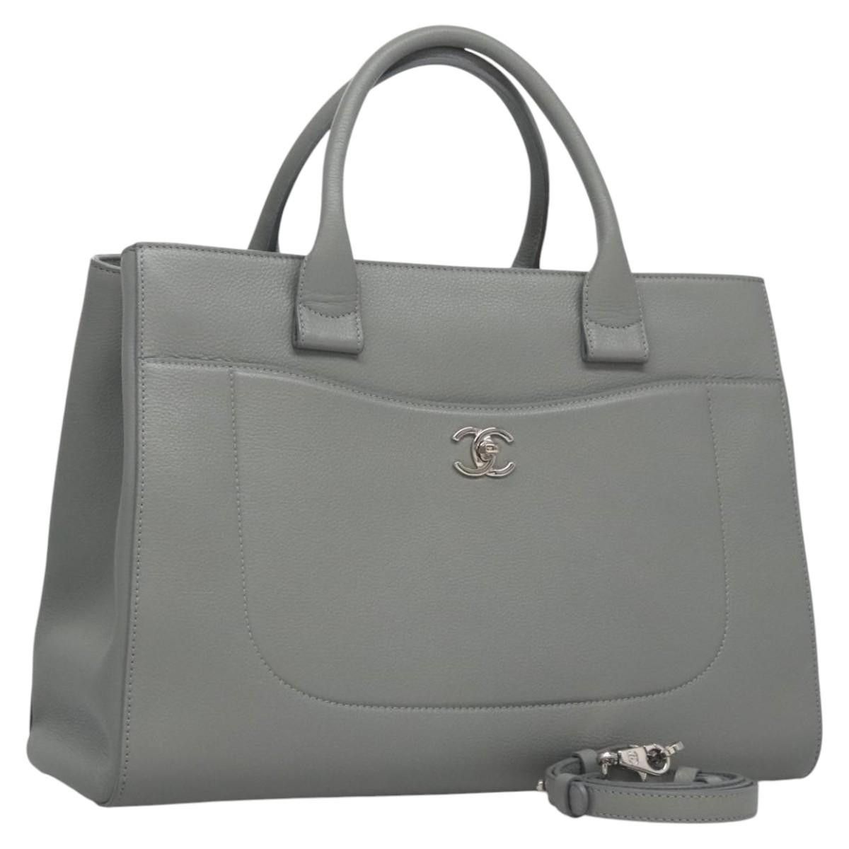 Chanel Executive Grey Leather Tote Bag (Pre-Owned) Size ONE SIZE - 3 Thumbnail