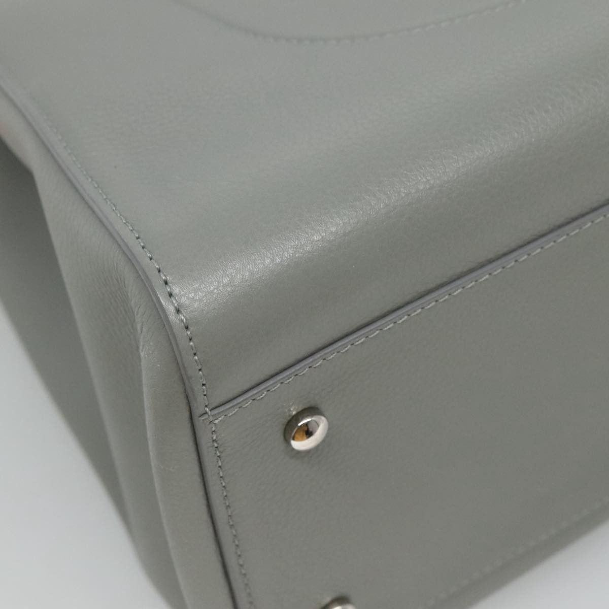 Chanel Executive Grey Leather Tote Bag (Pre-Owned) Size ONE SIZE - 11 Thumbnail