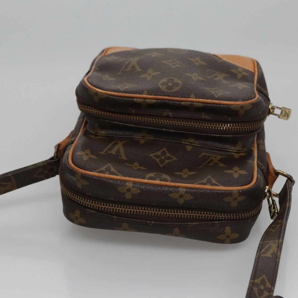 Louis Vuitton Amazon Brown Canvas Shoulder Bag (Pre-Owned) Size ONE SIZE - 6 Thumbnail