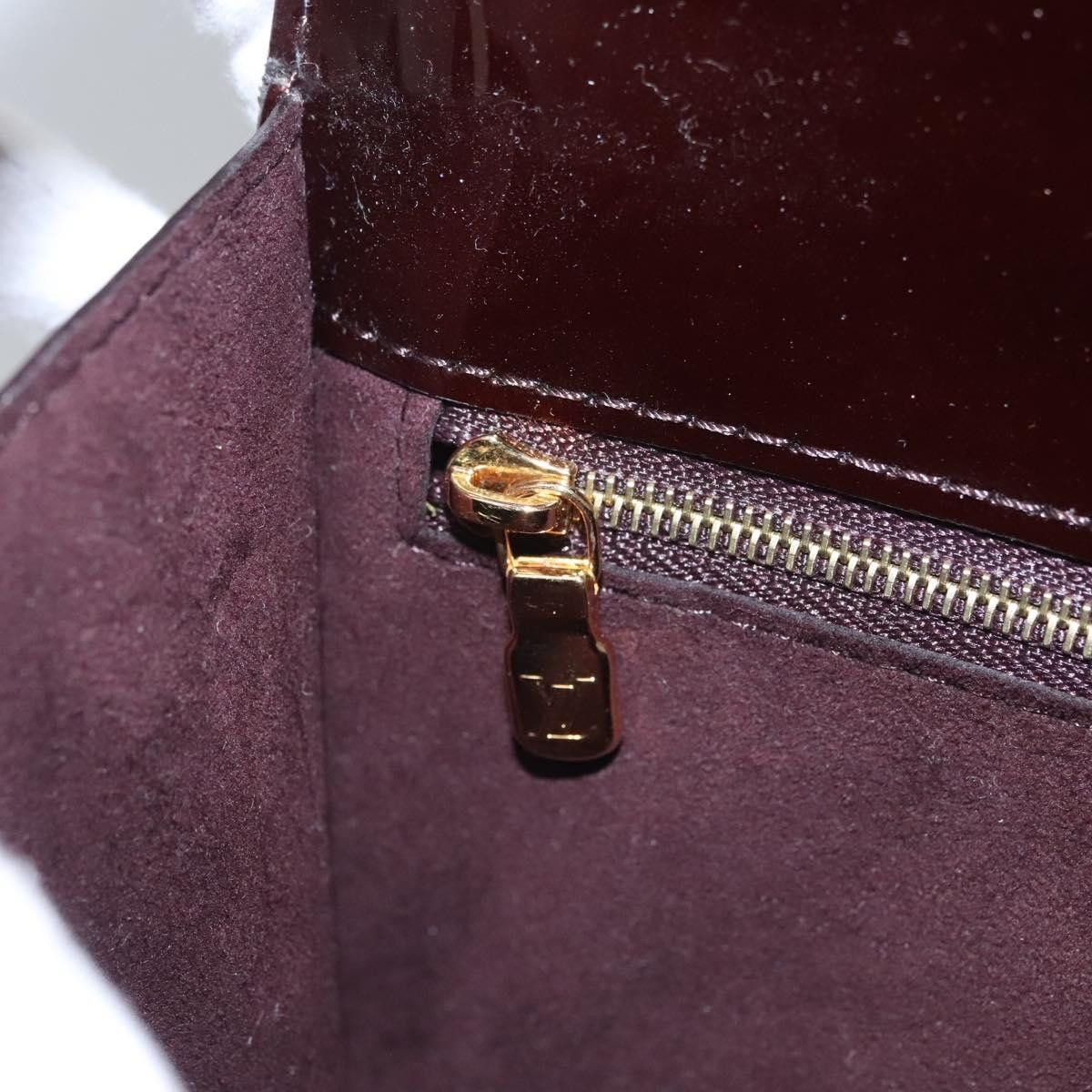 Louis Vuitton Monceau Burgundy Patent Leather Handbag (Pre-Owned) Size ONE SIZE - 17 Thumbnail