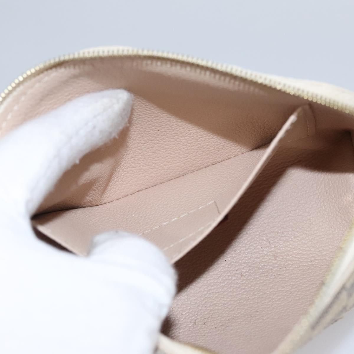 Louis Vuitton Cosmetic Pouch Beige Canvas Clutch Bag (Pre-Owned) Size ONE SIZE - 16 Thumbnail
