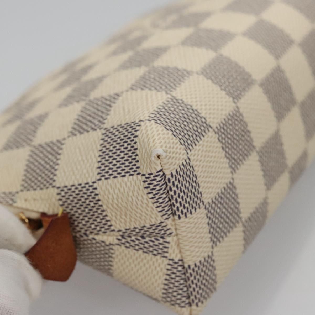 Louis Vuitton Cosmetic Pouch Beige Canvas Clutch Bag (Pre-Owned) Size ONE SIZE - 7 Thumbnail