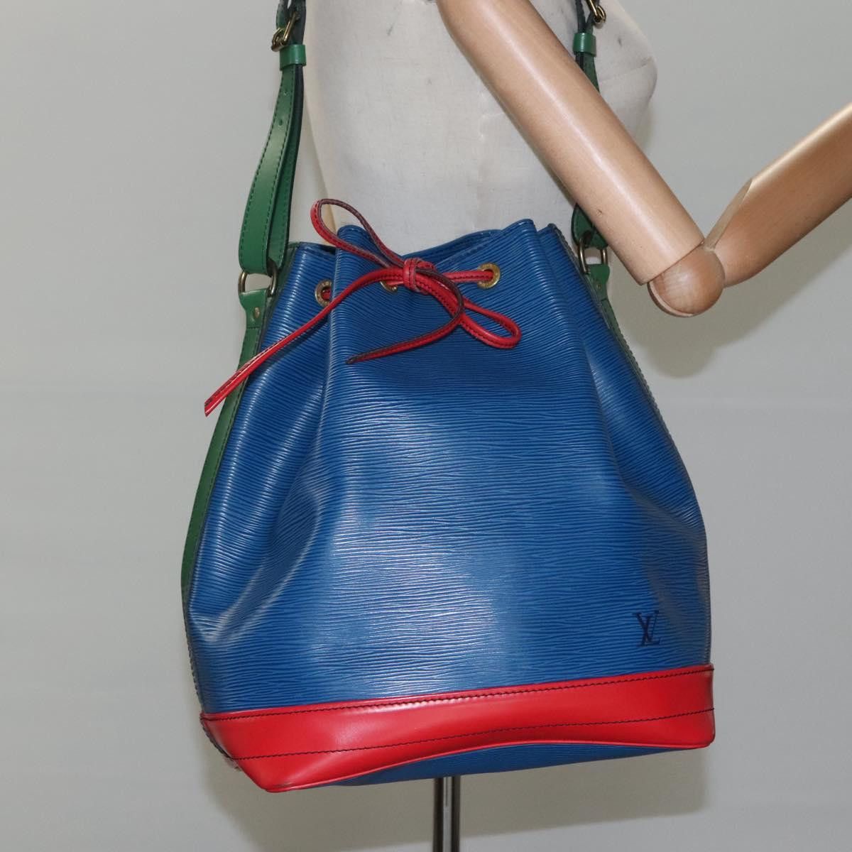 Louis Vuitton Noé Blue Leather Shoulder Bag (Pre-Owned) Size ONE SIZE - 14 Thumbnail