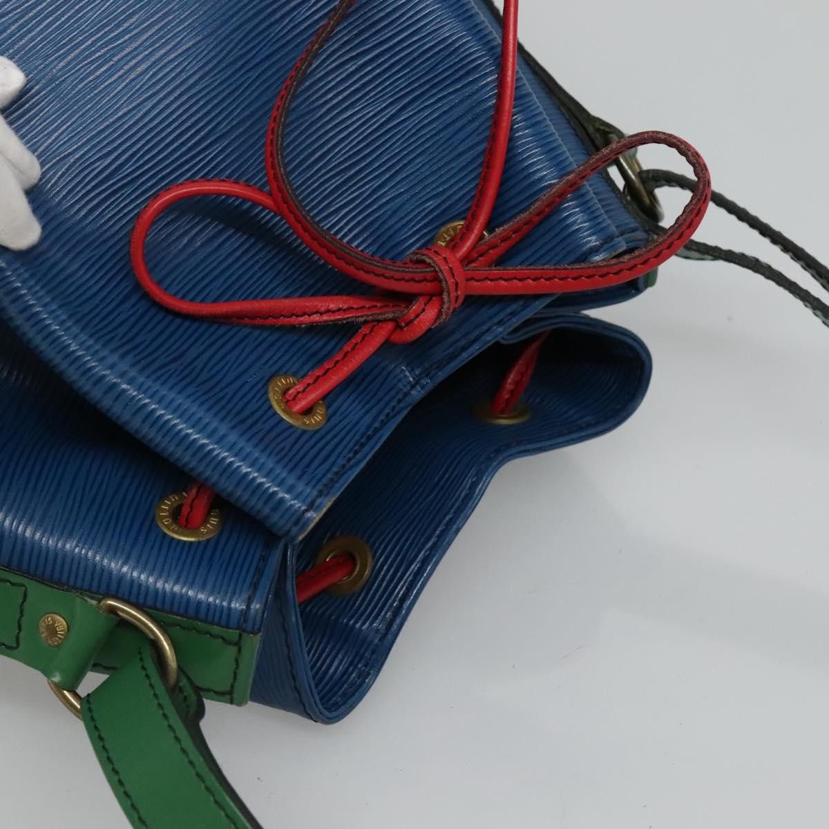 Louis Vuitton Noé Blue Leather Shoulder Bag (Pre-Owned) Size ONE SIZE - 16 Thumbnail