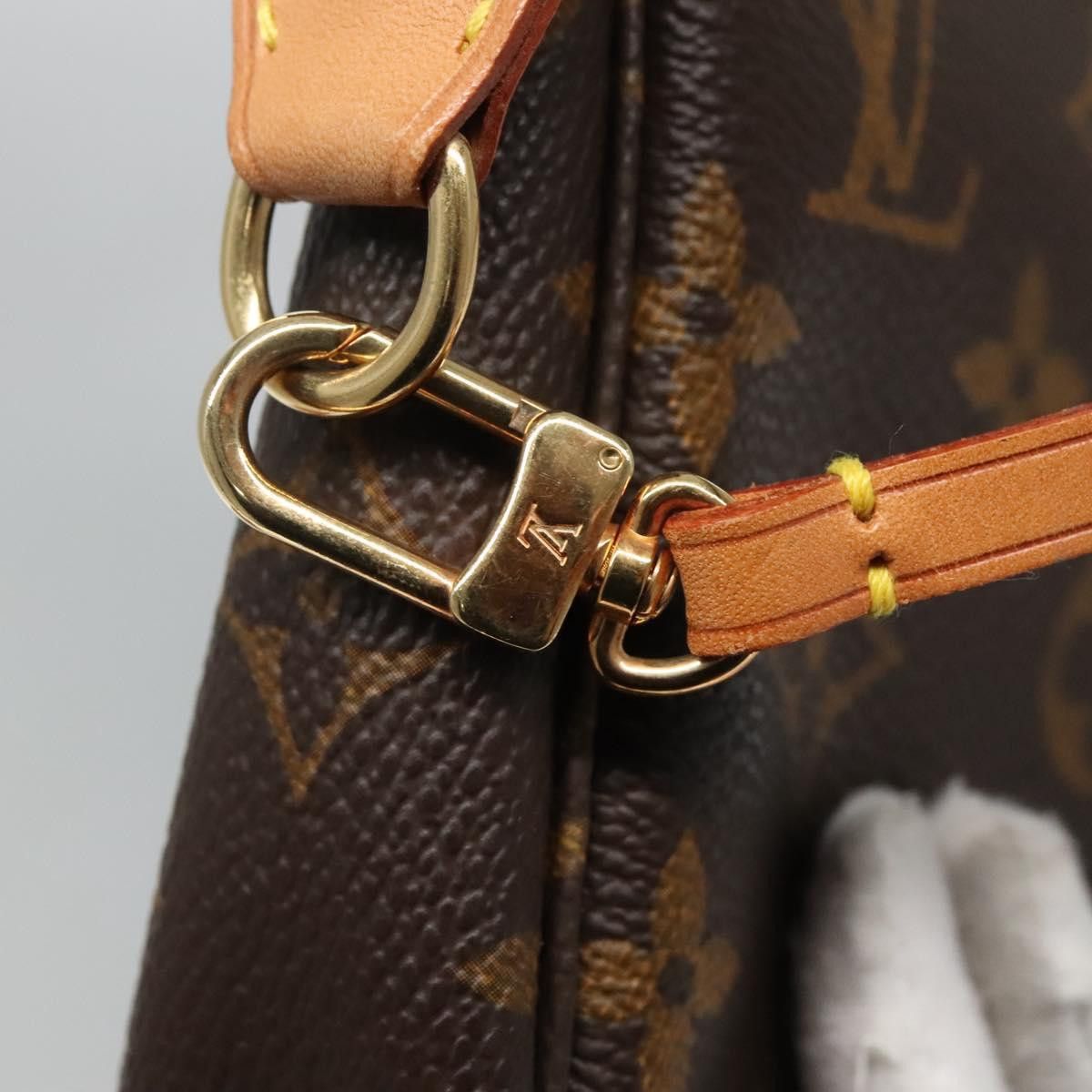 Louis Vuitton Pochette Accessoire Brown Canvas Clutch Bag (Pre-Owned) Size ONE SIZE - 20 Thumbnail