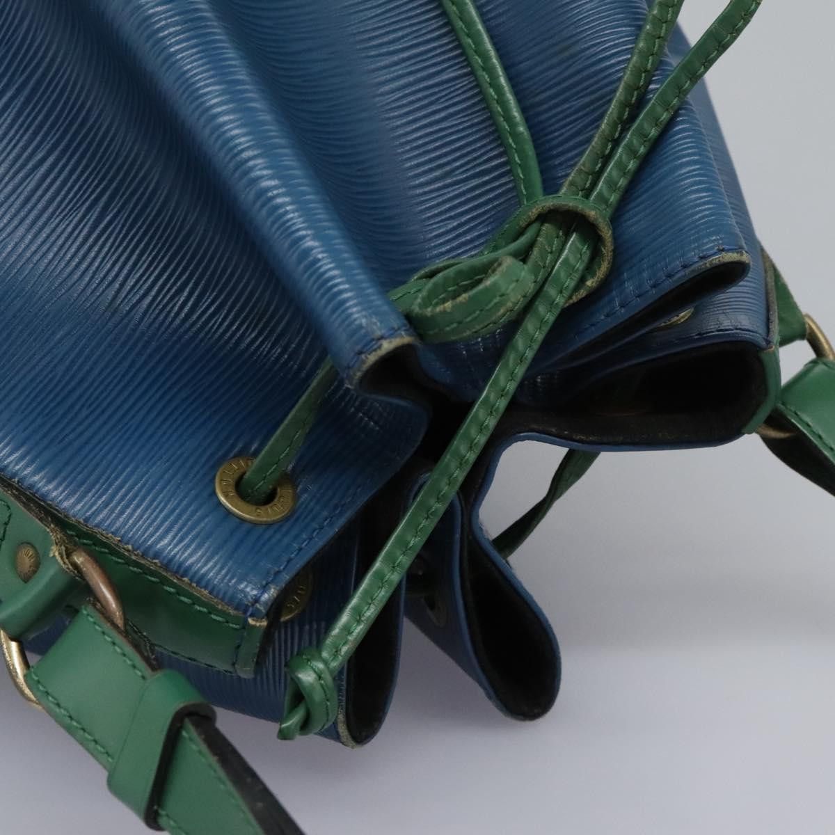 Louis Vuitton Noe Blue Leather Shoulder Bag (Pre-Owned) Size ONE SIZE - 12 Thumbnail