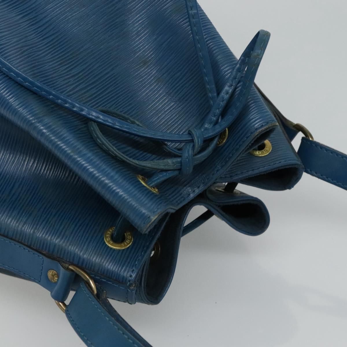 Louis Vuitton Noe Navy Leather Shoulder Bag (Pre-Owned) Size ONE SIZE - 11 Thumbnail