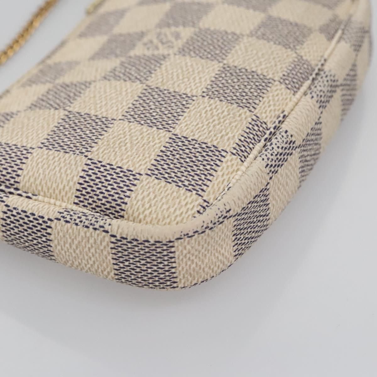 Louis Vuitton Pochette Accessoire White Canvas Clutch Bag (Pre-Owned) Size ONE SIZE - 6 Thumbnail