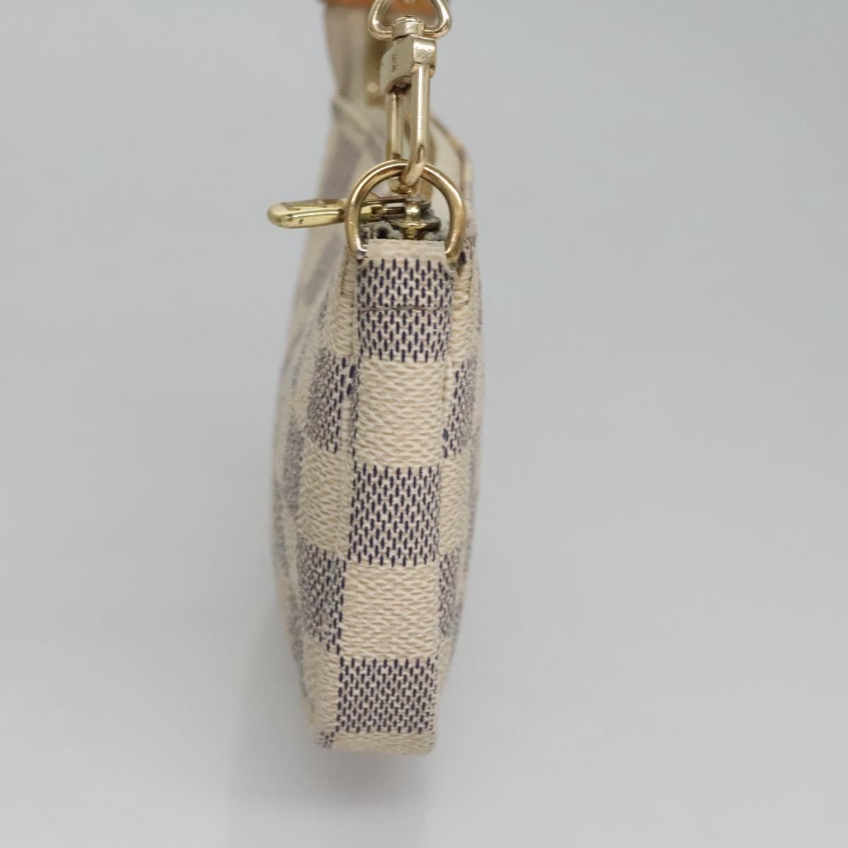 Louis Vuitton Pochette Accessoire White Canvas Clutch Bag (Pre-Owned) Size ONE SIZE - 4 Thumbnail