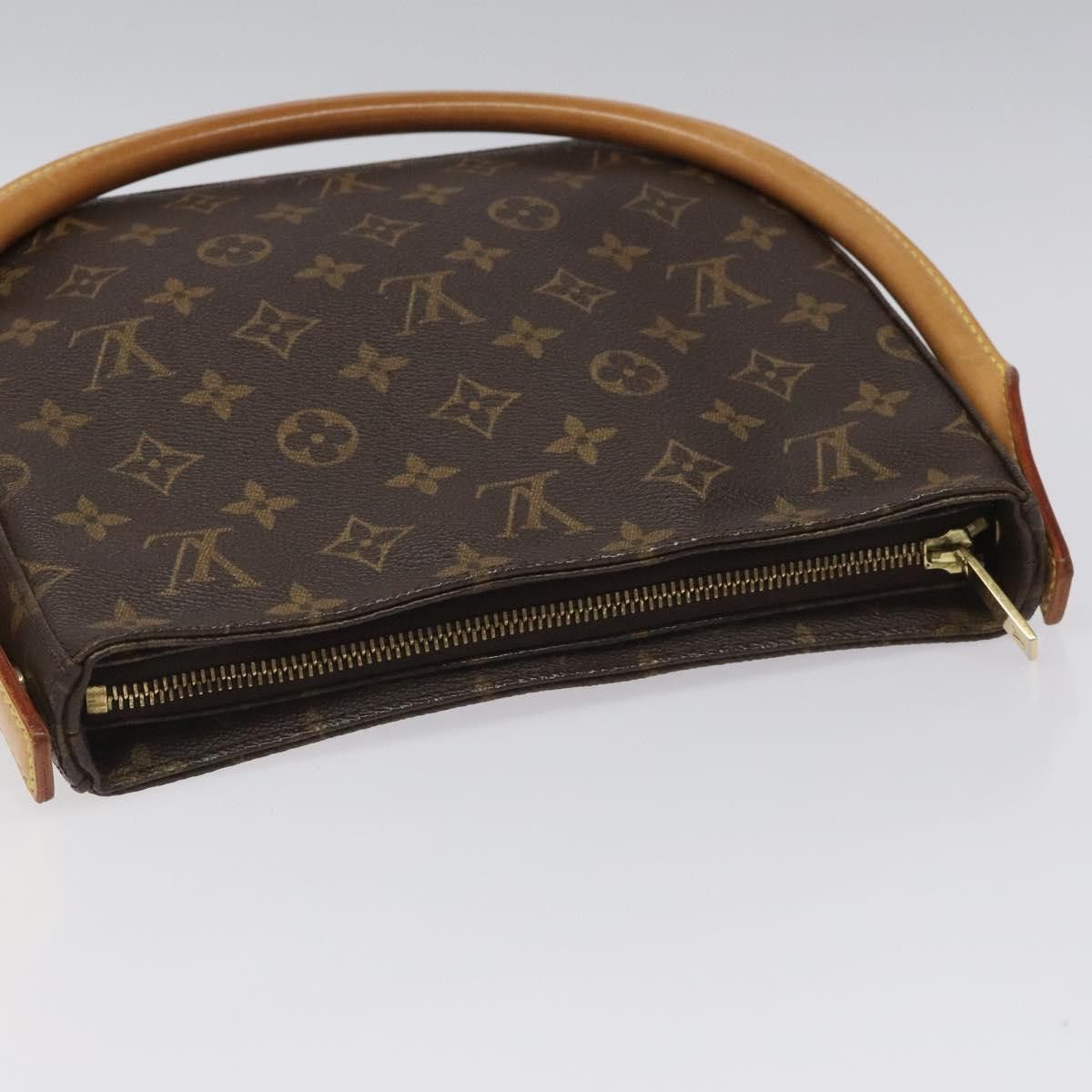Louis Vuitton Looping Mm Black Canvas Shoulder Bag (Pre-Owned) Size ONE SIZE - 20 Thumbnail