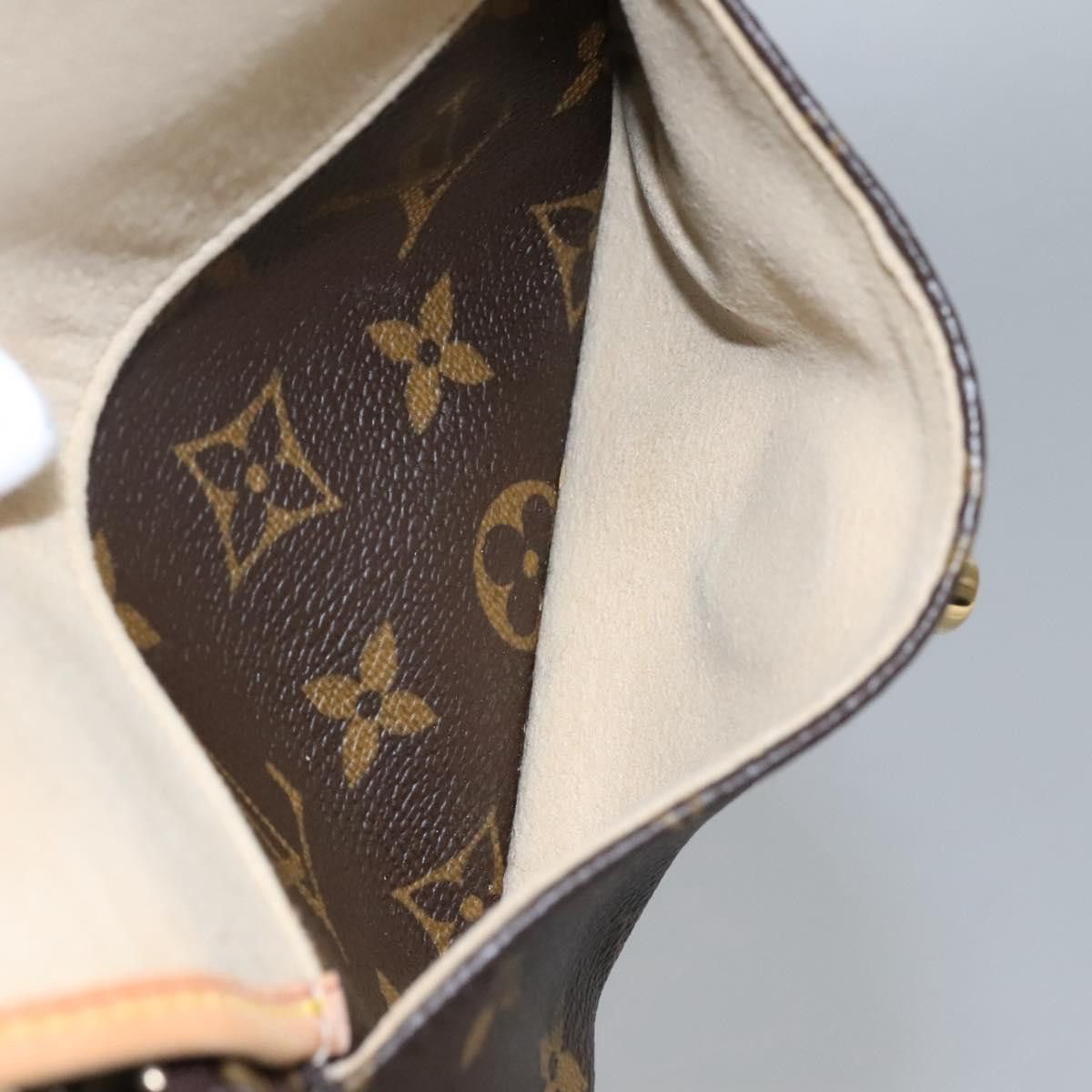 Louis Vuitton Tikal Brown Canvas Clutch Bag (Pre-Owned) Size ONE SIZE - 12 Thumbnail