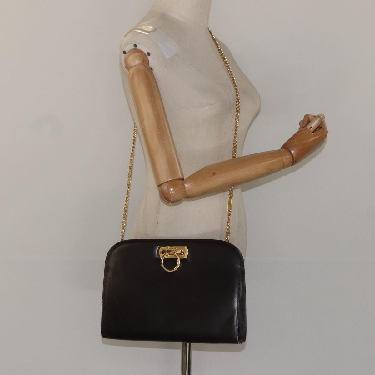 Salvatore Ferragamo Gancini Black Leather Shoulder Bag (Pre-Owned) Size ONE SIZE - 13 Thumbnail