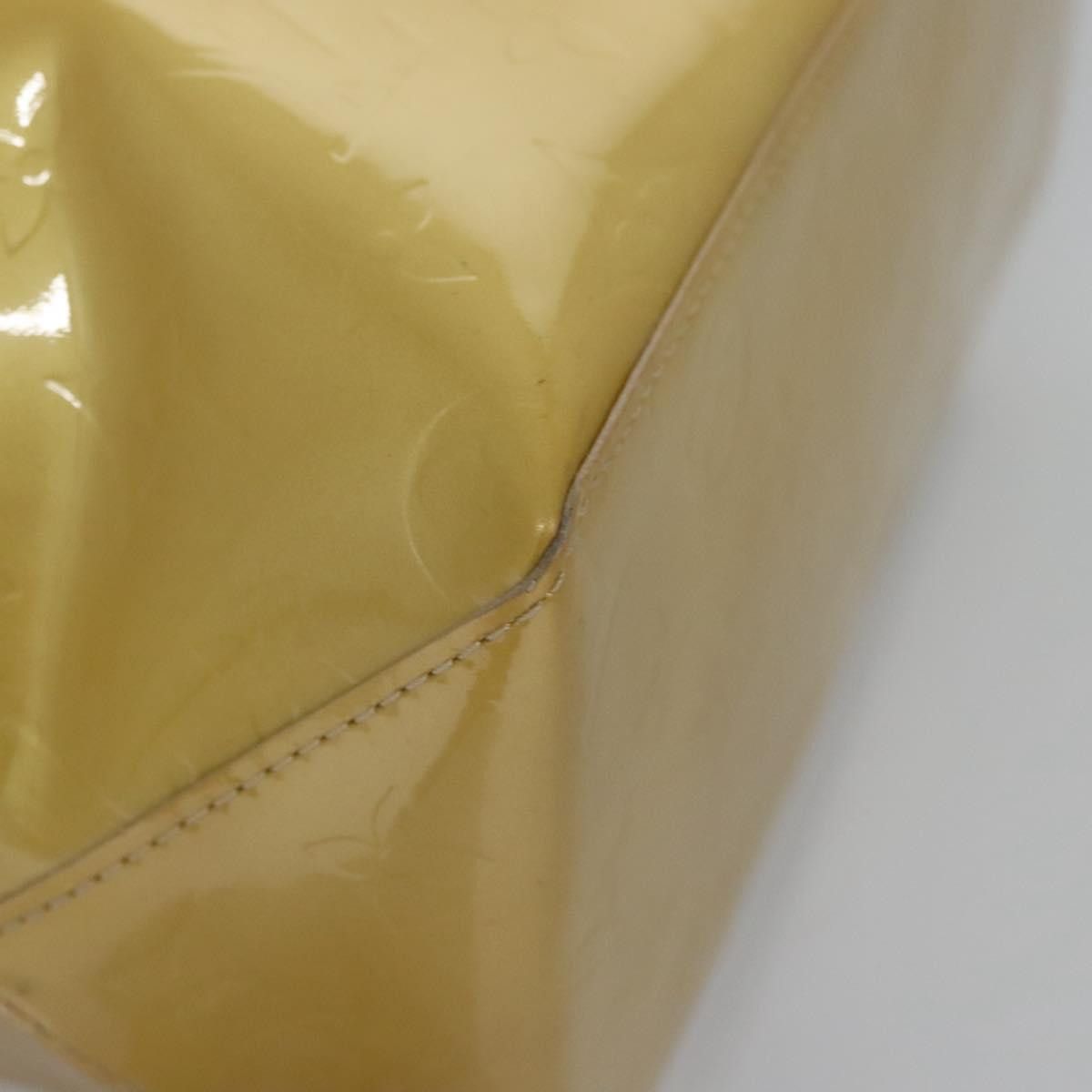 Louis Vuitton Reade Beige Patent Leather Handbag (Pre-Owned) Size ONE SIZE - 5 Thumbnail