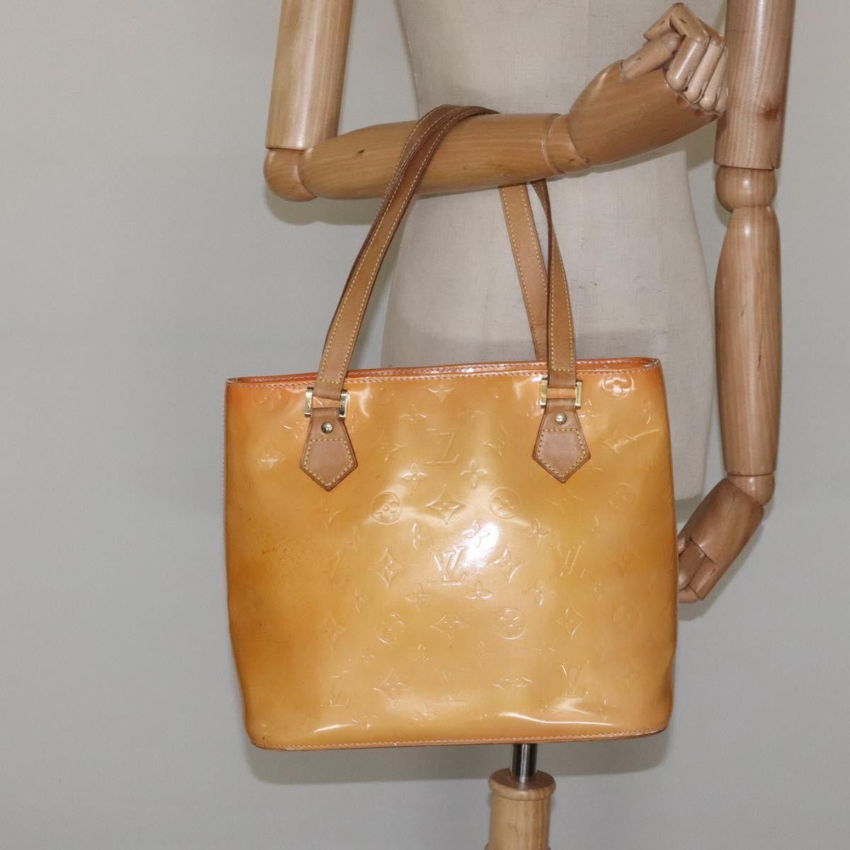Louis Vuitton Houston Yellow Patent Leather Handbag (Pre-Owned) Size ONE SIZE - 15 Thumbnail