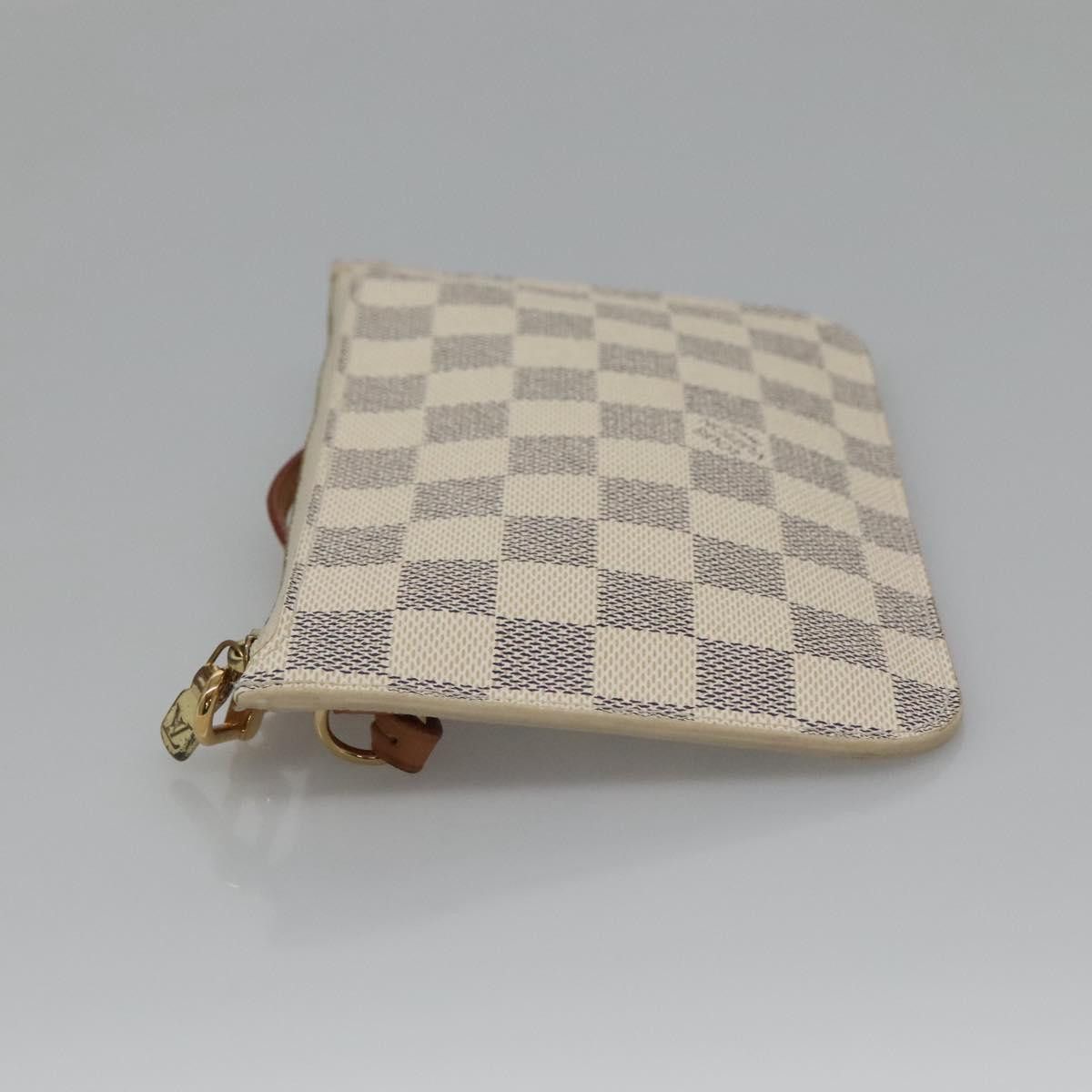 Louis Vuitton Pochette Accessoires Beige Canvas Clutch Bag (Pre-Owned) Size ONE SIZE - 3 Thumbnail
