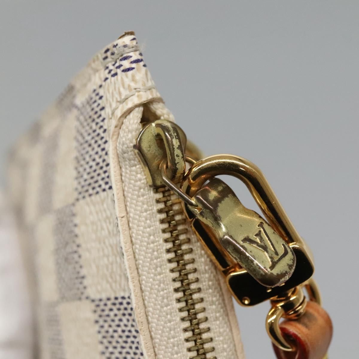 Louis Vuitton Pochette Accessoires Beige Canvas Clutch Bag (Pre-Owned) Size ONE SIZE - 14 Thumbnail