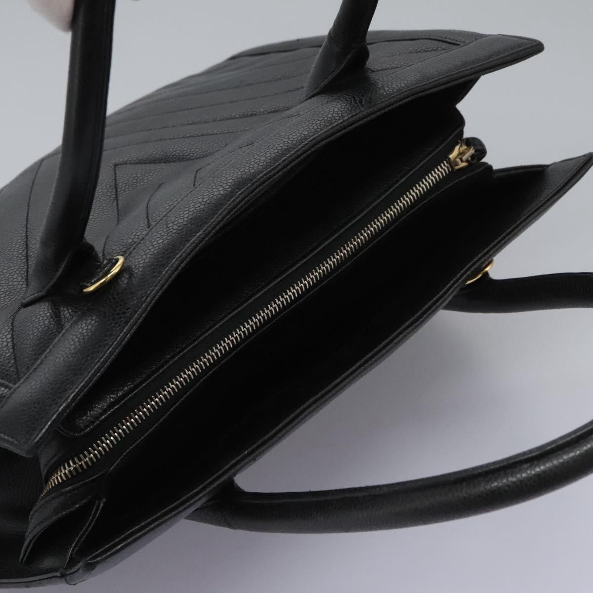 Chanel V-Stich Black Leather Handbag (Pre-Owned) Size ONE SIZE - 5 Thumbnail