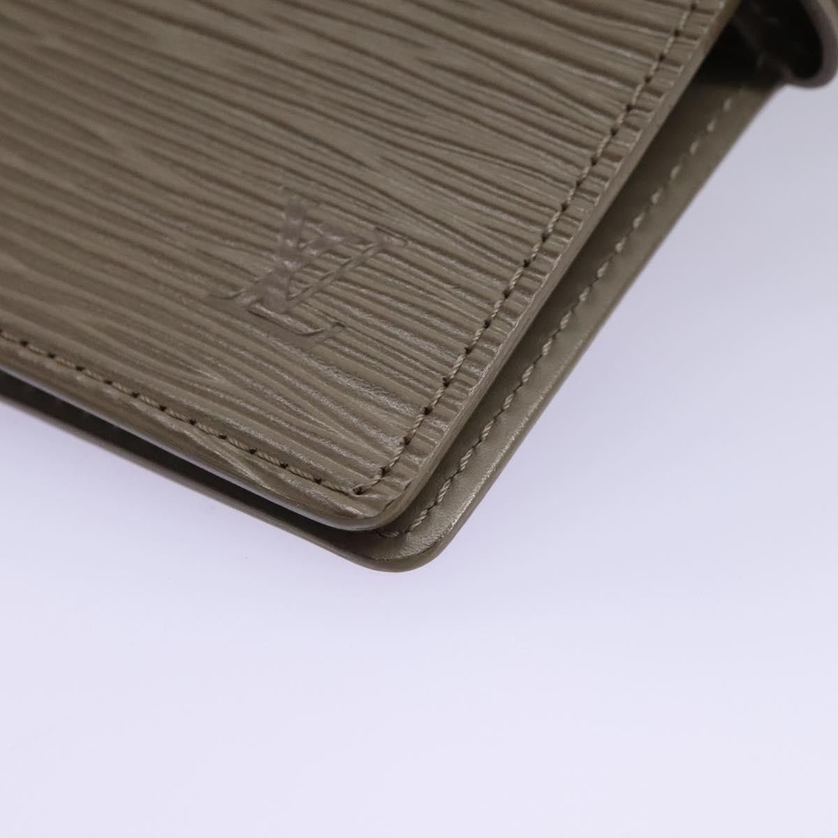 Louis Vuitton Agenda Cover Grey Leather Wallet (Pre-Owned) Size ONE SIZE - 18 Thumbnail