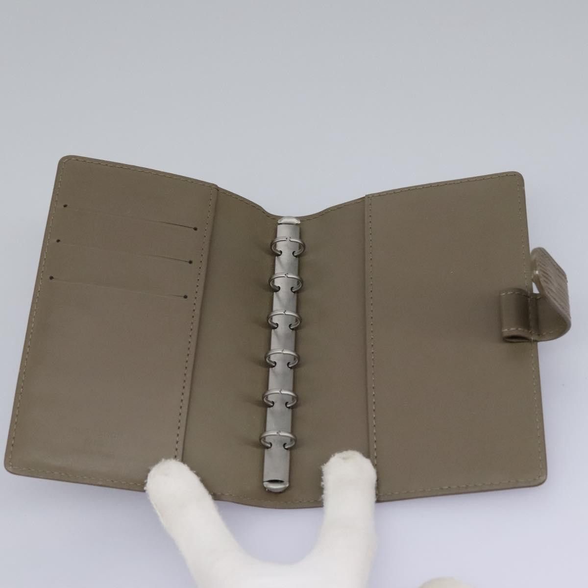 Louis Vuitton Agenda Cover Grey Leather Wallet (Pre-Owned) Size ONE SIZE - 9 Thumbnail