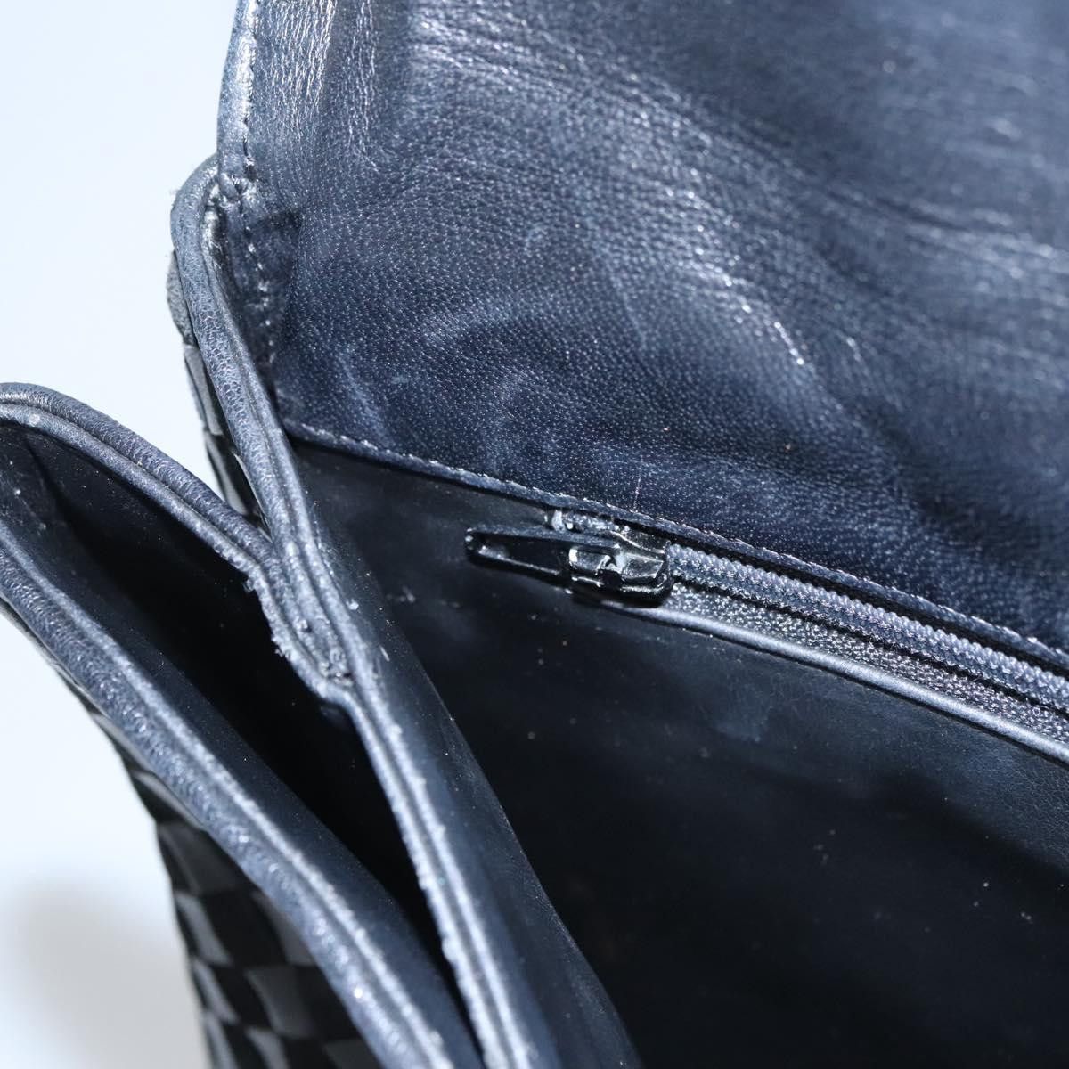 Bally Black Leather Handbag (Pre-Owned) Size ONE SIZE - 12 Thumbnail