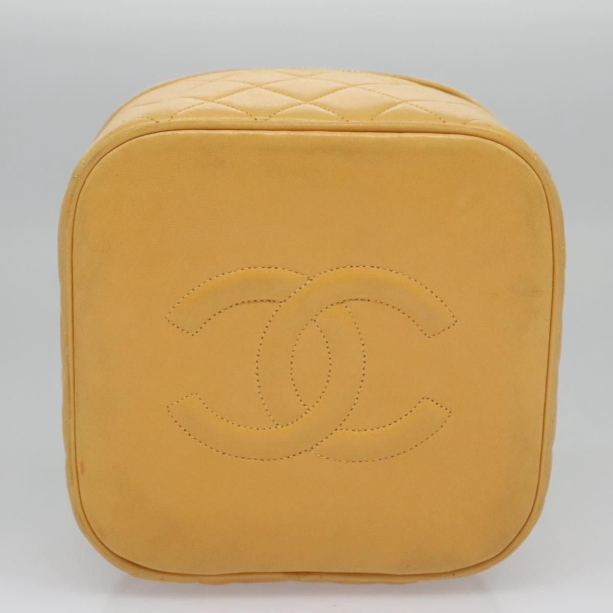 Chanel Vanity Yellow Leather Clutch Bag (Pre-Owned) Size ONE SIZE - 20 Thumbnail
