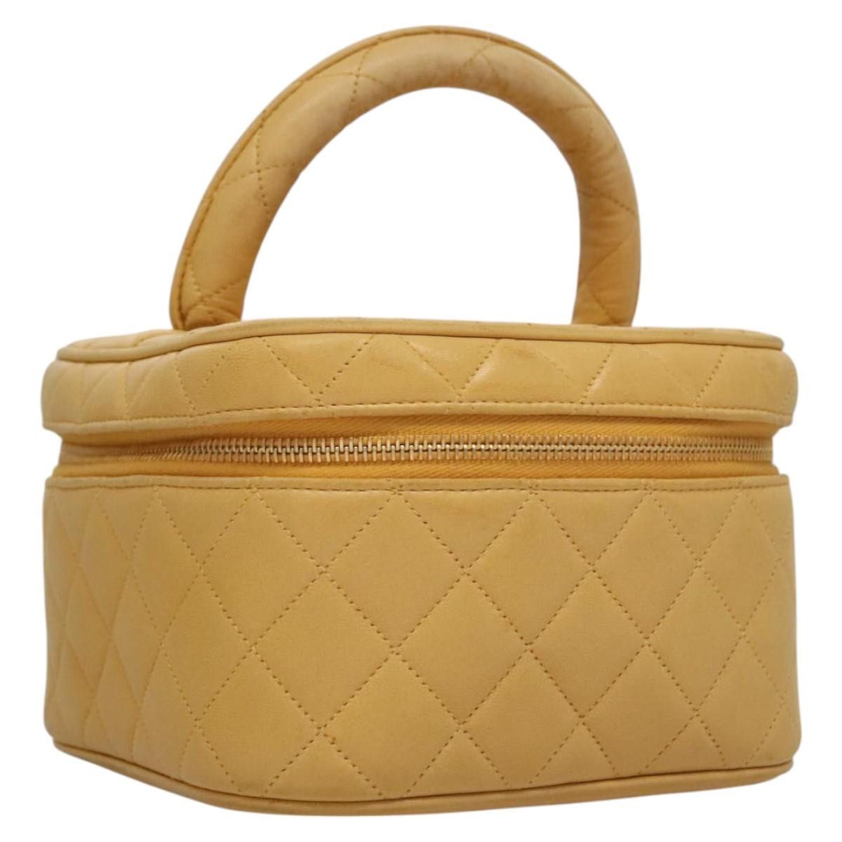 Chanel Vanity Yellow Leather Clutch Bag (Pre-Owned) Size ONE SIZE - 19 Thumbnail