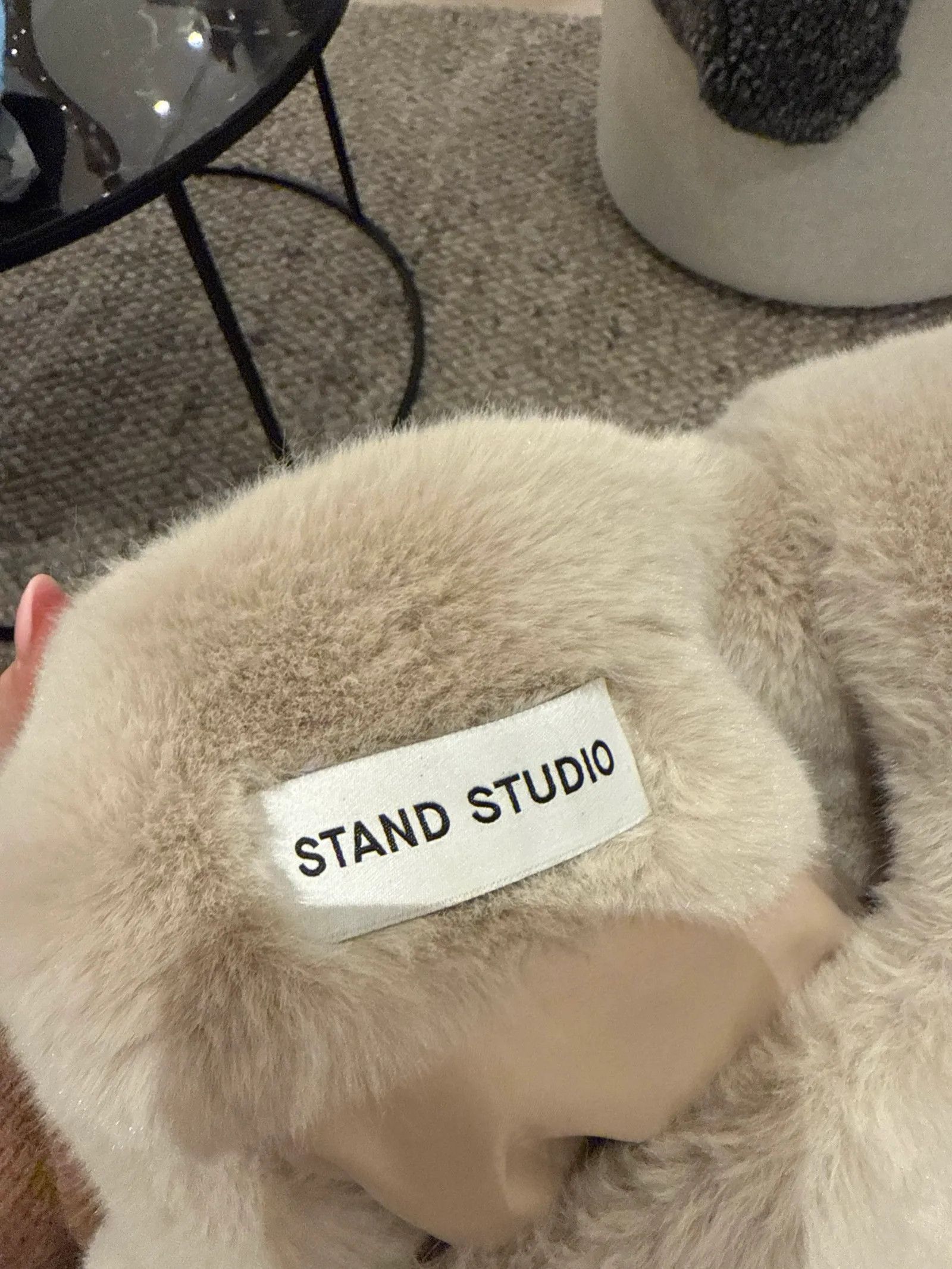 STAND STUDIO Stand studio Allover Fur Bag Bucket Bag Size ONE SIZE - 2 Thumbnail