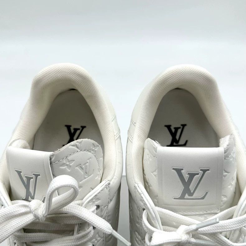 Louis Vuitton Louis Vuitton White Logo Sneakers Size 41 Size US 8 / EU 41 - 6 Thumbnail