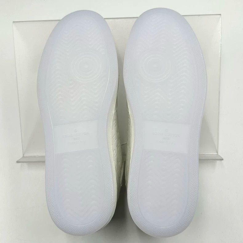 Louis Vuitton Louis Vuitton White Logo Sneakers Size 41 Size US 8 / EU 41 - 7 Thumbnail