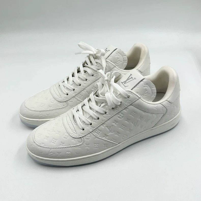 Louis Vuitton Louis Vuitton White Logo Sneakers Size 41 Size US 8 / EU 41 - 2 Thumbnail