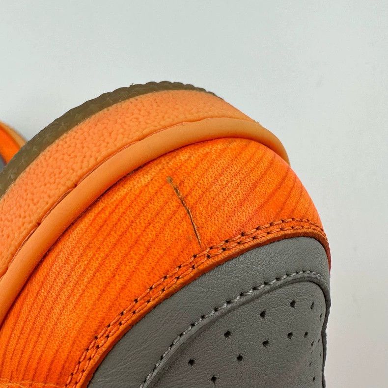 Louis Vuitton Louis Vuitton Trainer Sneakers in Gray and Orange Size US 8.5 / EU 41-42 - 9 Thumbnail