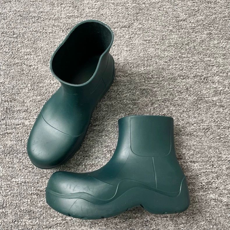 Bottega Veneta Bottega Veneta Green Rubber Short Boots Size US 8 / EU 41 - 2 Thumbnail