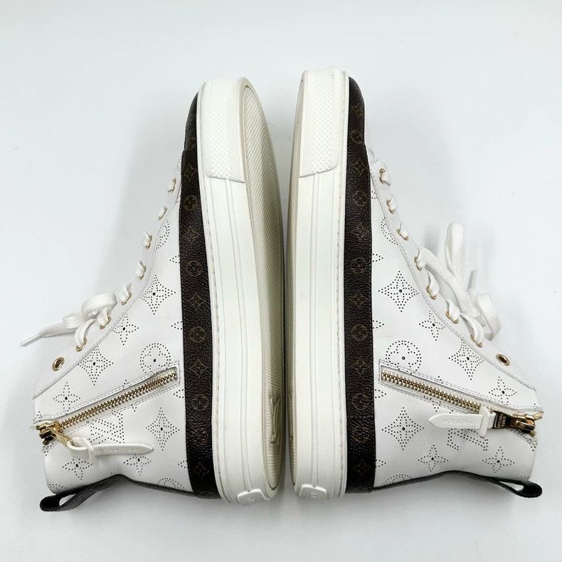 Louis Vuitton Louis Vuitton High-Top Sneakers with Monogram Size US 5.5 / EU 38 - 7 Thumbnail