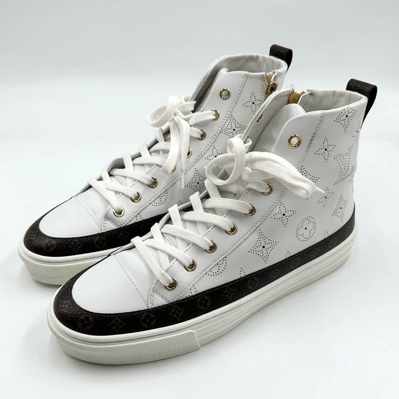Louis Vuitton Louis Vuitton High-Top Sneakers with Monogram Size US 5.5 / EU 38 - 2 Thumbnail