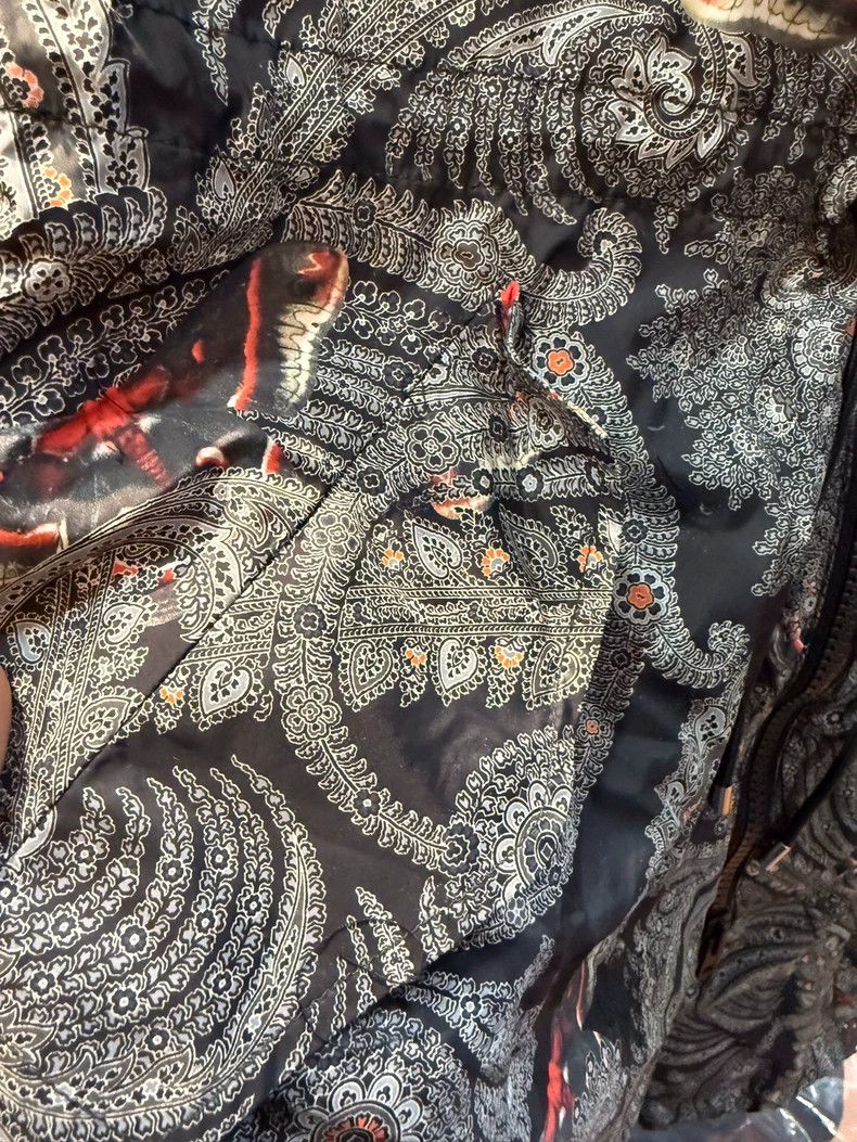 Givenchy Givenchy Hooded Jacket with Paisley Print Size US L / EU 52-54 / 3 - 5 Thumbnail