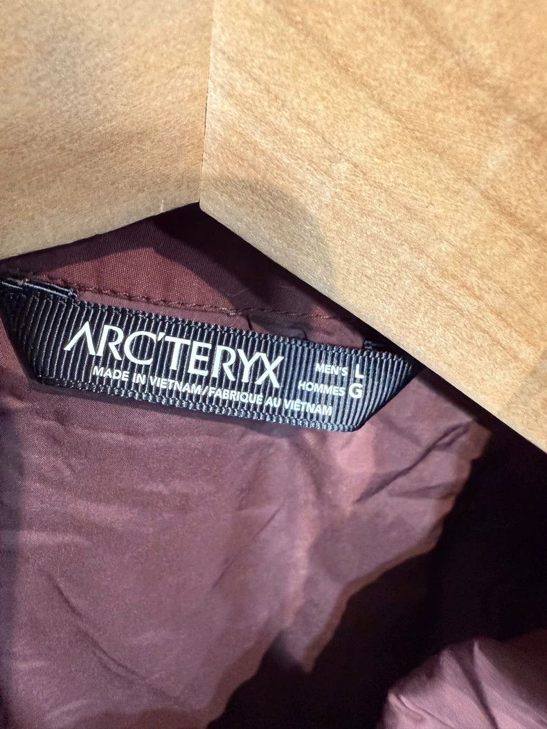 Arc'teryx ARCTERYX Quilted Jacket with Buttons and Pockets Size US L / EU 52-54 / 3 - 3 Thumbnail