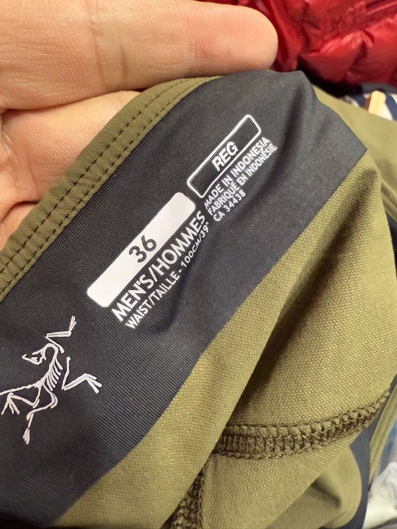Arc'teryx ARCTERYX Lightweight Trousers with Cargo Pockets Size US 36 / EU 52 - 3 Thumbnail