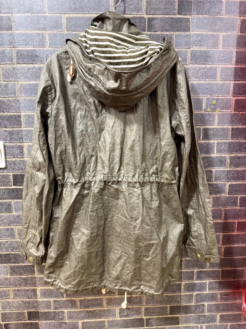 Burberry Burberry Light Jacket with Drawstring and Pockets Size US L / EU 52-54 / 3 - 2 Thumbnail