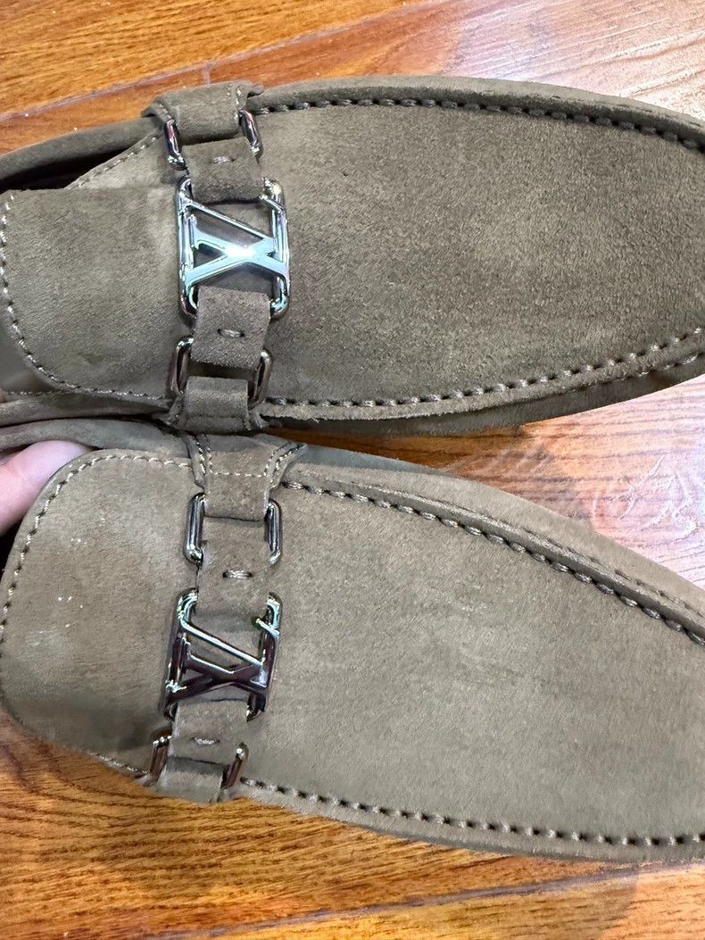 Louis Vuitton Louis Vuitton Olive Suede Slip-On Shoes Size US 9 / EU 42 - 2 Thumbnail