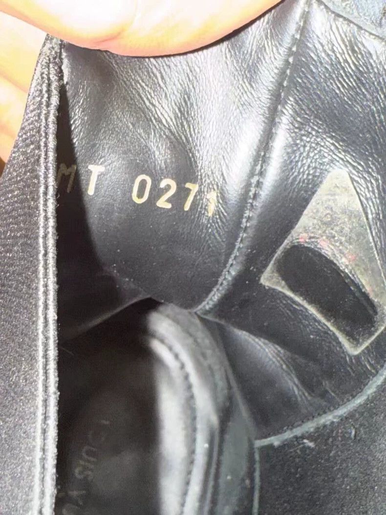 Louis Vuitton Luxury Black Leather Ankle Boots Size 42 Size US 9 / EU 42 - 7 Thumbnail