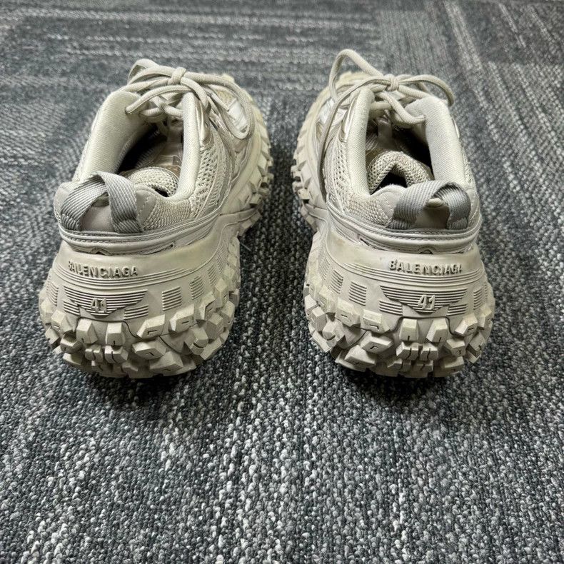 Balenciaga Balenciaga Beige Tire Sneakers Size 41 Size US 10.5 / EU 43-44 - 5 Thumbnail